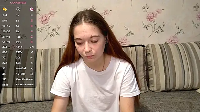 KissKarina online show from September 27, 2:35 pm