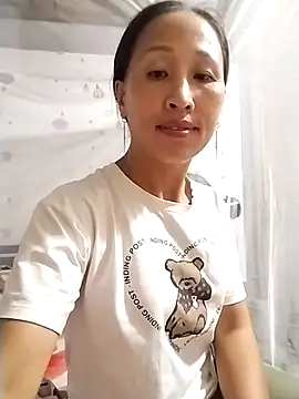 Snapshot of cute_love00 chatting on October 3, 11:21 pm cute love00 online show from October 3, 11:21 pm