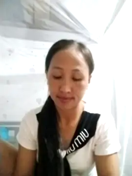 Snapshot of cute_love00 chatting on October 22, 6:29 am cute love00 online show from October 22, 6:29 am