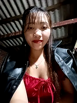 Snapshot of adbosa_00 chatting on October 15, 1:36 pm adbosa 00 online show from October 15, 1:36 pm