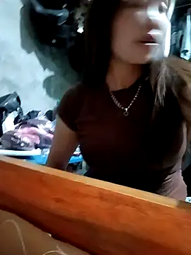 Snapshot of adbosa_00 chatting on October 23, 10:54 am adbosa 00 online show from October 23, 10:54 am