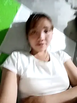 Snapshot of adbosa_00 chatting on October 24, 10:55 am adbosa 00 online show from October 24, 10:55 am