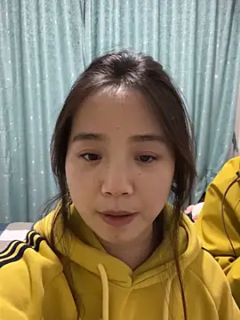 Snapshot of Hdmhdm-0022 chatting on October 24, 4:25 pm Hdmhdm-0022 online show from October 24, 4:25 pm