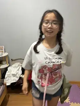 Snapshot of Hdmhdm-0022 chatting on October 13, 4:42 pm Hdmhdm-0022 online show from October 13, 4:42 pm