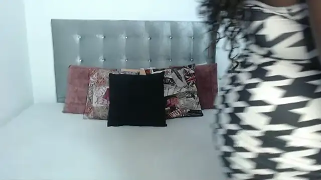 Snapshot of DaiishaWolf chatting on September 24, 6:18 pm DaiishaWolf online show from September 24, 6:18 pm