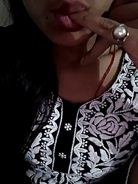 Cute radhaaa online show from November 10, 10:43 am