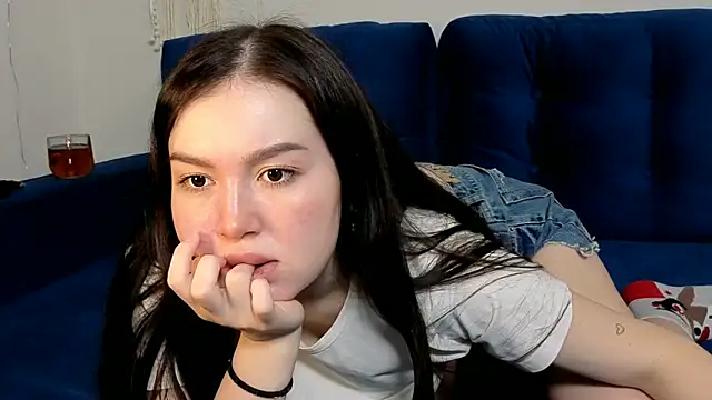 LexeeLuv online show from October 16, 2:25 am