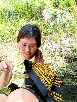 vivi cute online show from October 8, 7:35 am