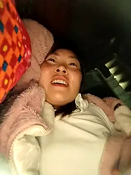 vivi cute online show from November 8, 4:28 am