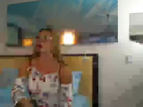 Snapshot of Mirianzapata_1 chatting on October 14, 6:49 am Mirianzapata 1 online show from October 14, 6:49 am