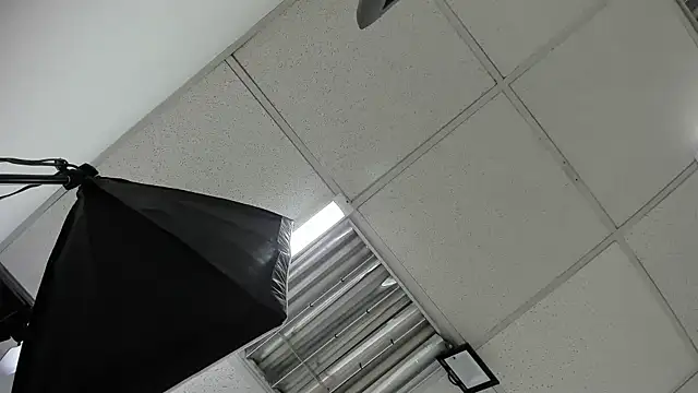 Aisha hotts777 online show from March 22, 1:55 am