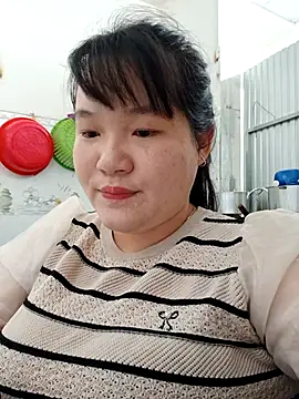  Babyrose  online show from March 23, 7:47 am