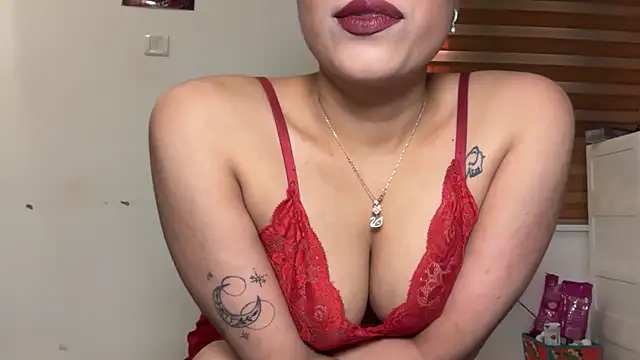 LucytheDevilQueen online show from March 25, 3:01 am