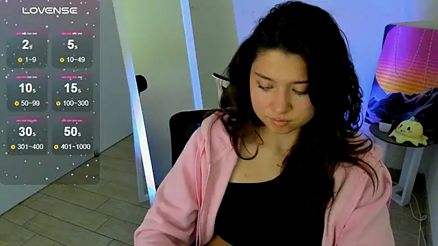 Snapshot of Sandra_Curly chatting on October 17, 6:55 pm Sandra Curly online show from October 17, 6:55 pm