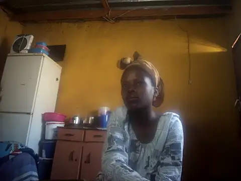 Caramelchick01 online show from October 3, 7:02 am