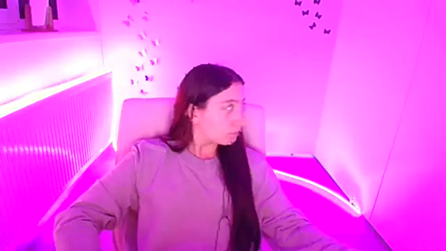 Snapshot of ScarlettVibe_ chatting on October 29, 6:29 am ScarlettVibe online show from October 29, 6:29 am