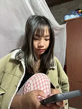 Snapshot of AAANINE22 chatting on September 21, 1:37 am AAANINE22 online show from September 21, 1:37 am