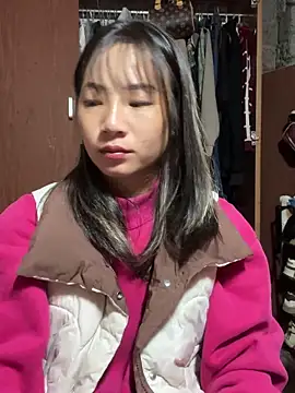 Snapshot of AAANINE22 chatting on September 26, 1:25 am AAANINE22 online show from September 26, 1:25 am