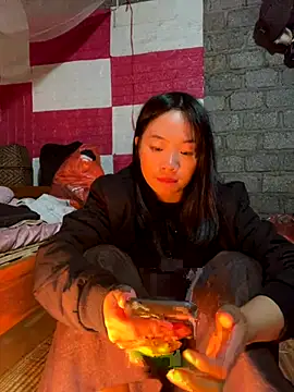 Snapshot of AAANINE22 chatting on November 1, 10:52 am AAANINE22 online show from November 1, 10:52 am