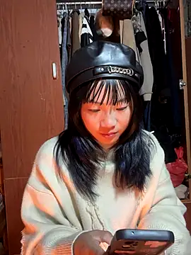 Snapshot of AAANINE22 chatting on October 20, 1:36 pm AAANINE22 online show from October 20, 1:36 pm