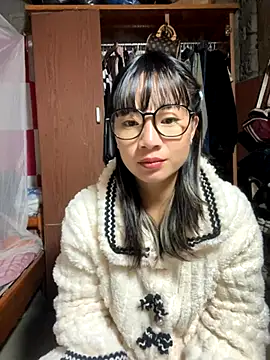 Snapshot of AAANINE22 chatting on October 10, 1:05 pm AAANINE22 online show from October 10, 1:05 pm