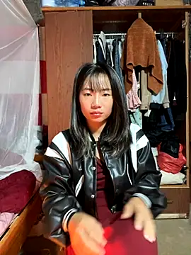 Snapshot of AAANINE22 chatting on September 22, 1:37 am AAANINE22 online show from September 22, 1:37 am