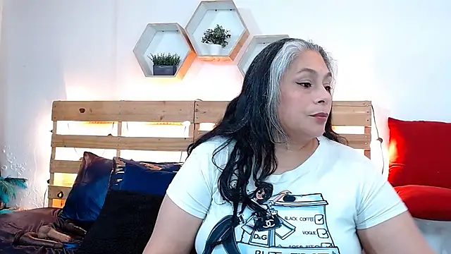 sheila reeves2772 online show from October 2, 5:51 pm