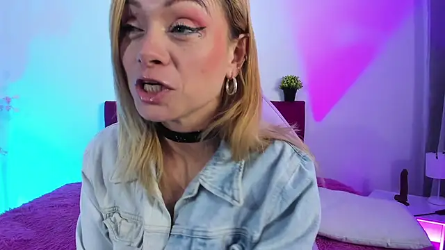 scarlett blake11 online show from September 13, 5:26 am