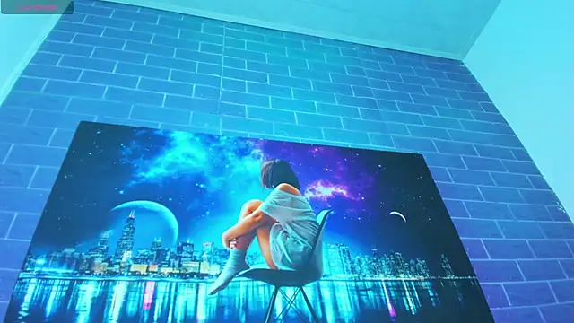 Snapshot of BustyGlow chatting on September 9, 1:33 pm BustyGlow online show from September 9, 1:33 pm