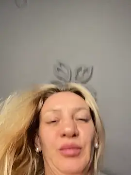 Bellissa  online show from July 5, 2:12 pm