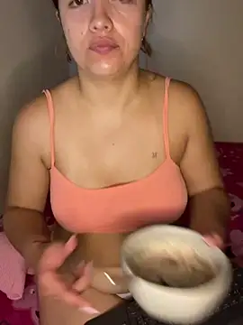 Snapshot of destiny69col chatting on September 24, 2:10 am destiny69col online show from September 24, 2:10 am