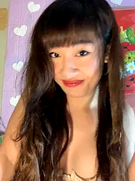 SassyLaurier online show from October 5, 9:09 pm