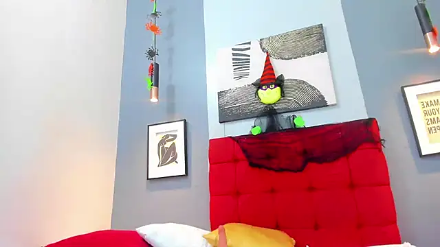 Snapshot of Dianita_bitch chatting on October 17, 1:25 pm Dianita bitch online show from October 17, 1:25 pm