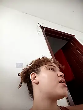 Snapshot of SirenRouge_69 chatting on October 21, 8:13 pm SirenRouge 69 online show from October 21, 8:13 pm