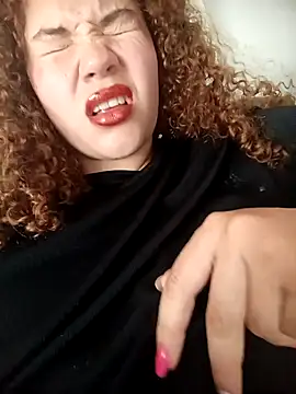 Snapshot of SirenRouge_69 chatting on October 28, 8:46 pm SirenRouge 69 online show from October 28, 8:46 pm