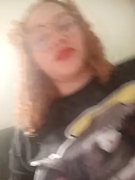 Snapshot of SirenRouge_69 chatting on September 26, 9:12 pm SirenRouge 69 online show from September 26, 9:12 pm