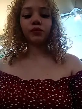 Snapshot of SirenRouge_69 chatting on October 15, 10:34 pm SirenRouge 69 online show from October 15, 10:34 pm