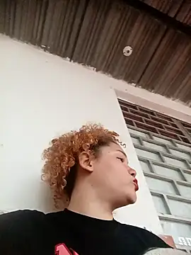 Snapshot of SirenRouge_69 chatting on September 17, 9:35 pm SirenRouge 69 online show from September 17, 9:35 pm