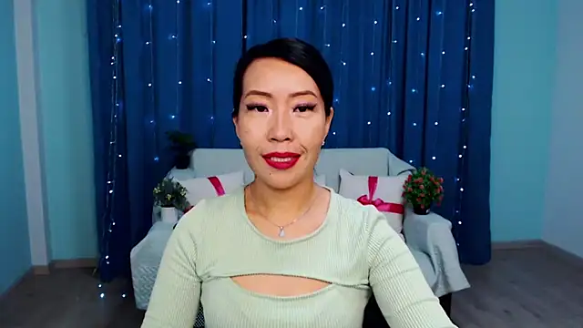 LiaPak online show from September 11, 12:11 am