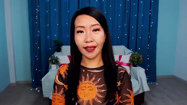 LiaPak online show from September 10, 12:10 am