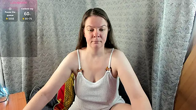 MiaLores online show from September 23, 8:01 am