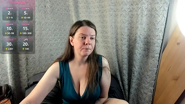 MiaLores online show from November 9, 9:27 am