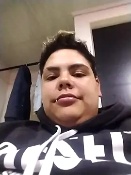 Snapshot of Hailey_Curvy chatting on October 30, 10:44 pm Hailey Curvy online show from October 30, 10:44 pm