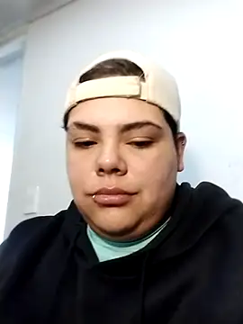 Snapshot of Hailey_Curvy chatting on November 1, 8:24 pm Hailey Curvy online show from November 1, 8:24 pm