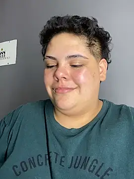 Hailey Curvy online show from July 30, 9:37 pm