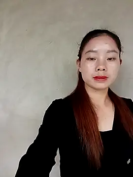 Snapshot of milo123-xx chatting on October 7, 9:57 am milo123-xx online show from October 7, 9:57 am