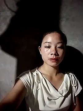 Snapshot of milo123-xx chatting on October 11, 2:09 pm milo123-xx online show from October 11, 2:09 pm