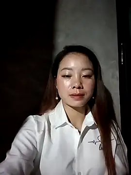 Snapshot of milo123-xx chatting on October 19, 11:51 pm milo123-xx online show from October 19, 11:51 pm