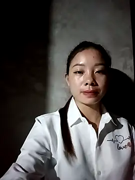 Snapshot of milo123-xx chatting on October 9, 12:53 pm milo123-xx online show from October 9, 12:53 pm