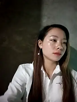 Snapshot of milo123-xx chatting on October 28, 3:01 am milo123-xx online show from October 28, 3:01 am